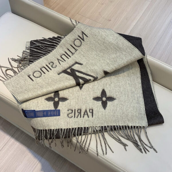 LV Reykjavik Scarf Cherry - Image 3