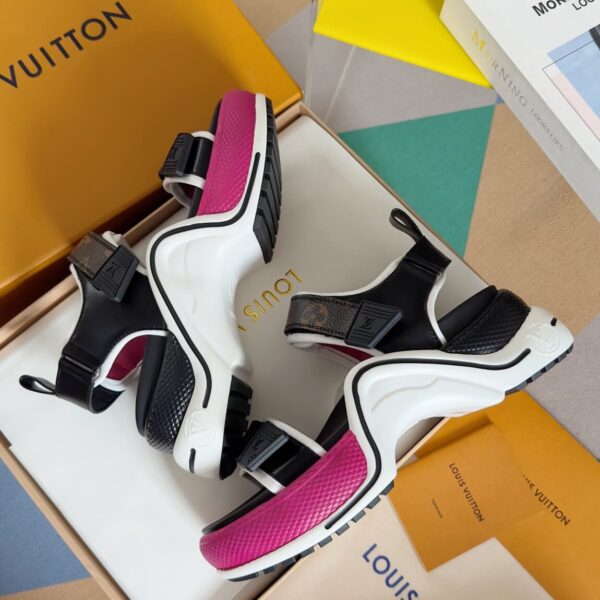 Louis Vuitton Women Sandals - Image 3