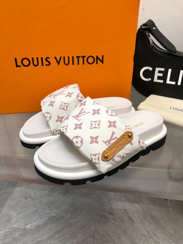 LV Giovanni Sandals - Image 3