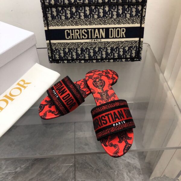 Christian Dior Slipper - Image 4