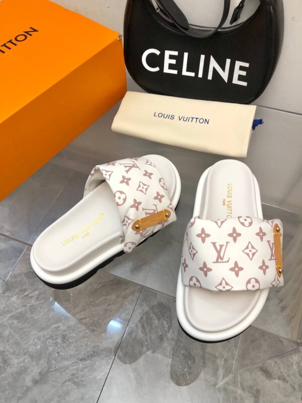 LV Giovanni Sandals - Image 4