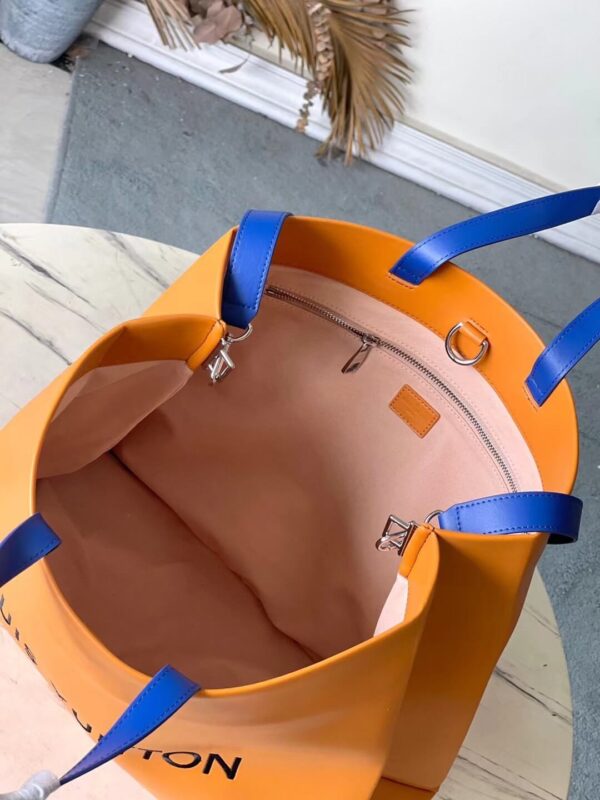 LV Runway Shopper Bag MM - Image 5