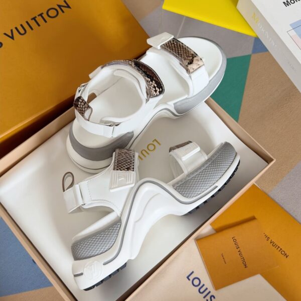 Louis Vuitton Women Sandals - Image 3
