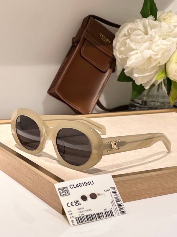 Celine Women's Triomphe Oval Sunglasses - Image 10