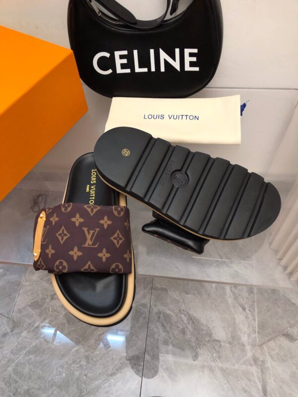 LV Giovanni Sandals - Image 5