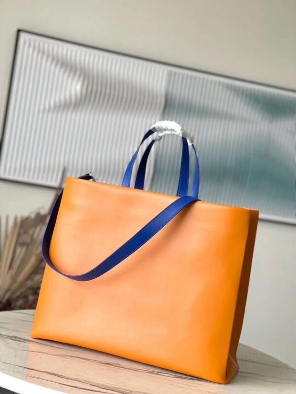 LV Runway Shopper Bag MM - Image 6
