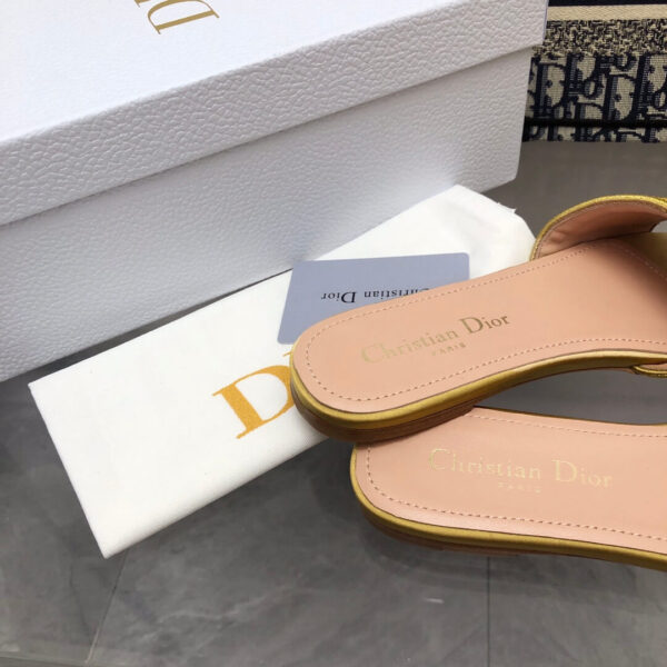 Christian Dior Slipper - Image 8
