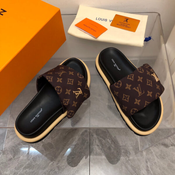 LV Giovanni Sandals - Image 7