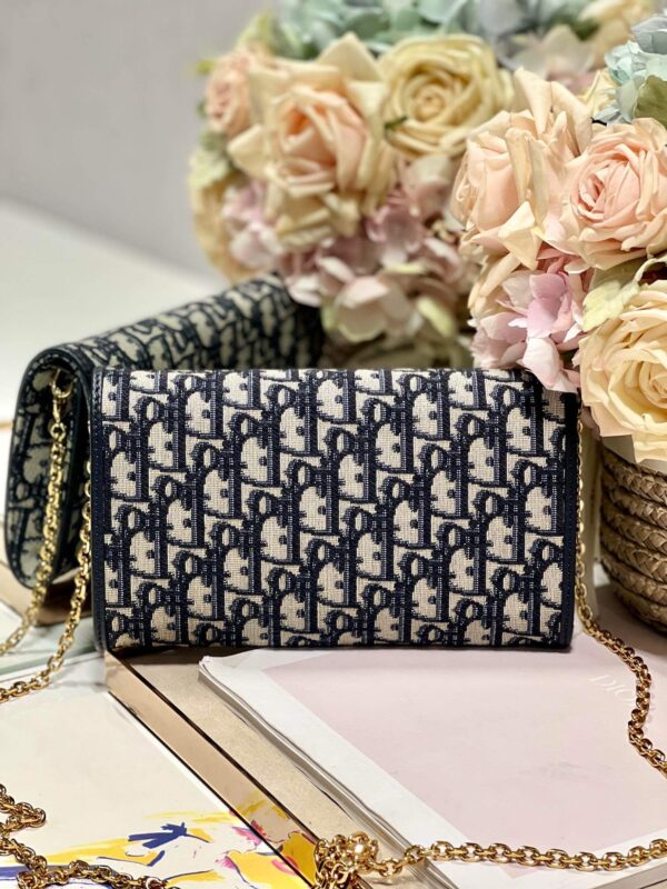 Dior Bobby East-West Pouch - Image 9