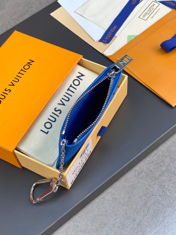 Louis Vuitton Key Pouch - Image 8