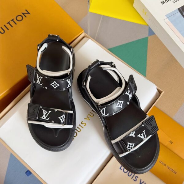 Louis Vuitton Women Sandals - Image 9