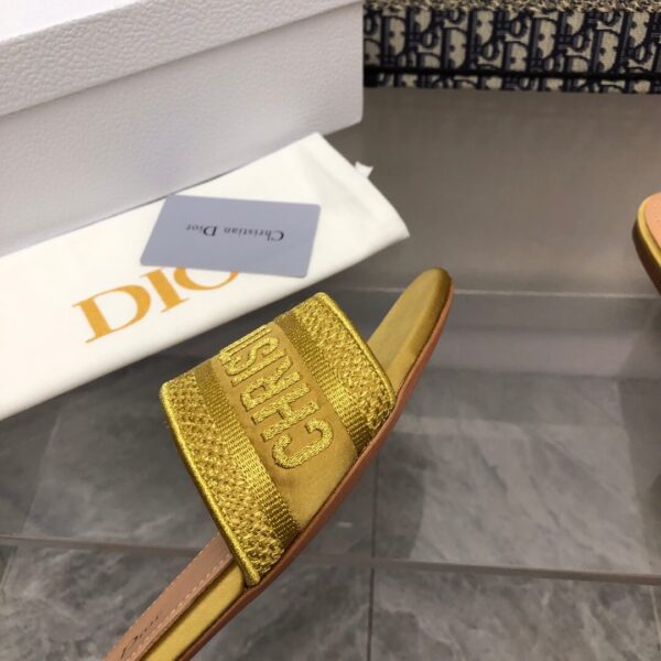 Christian Dior Slipper - Image 9