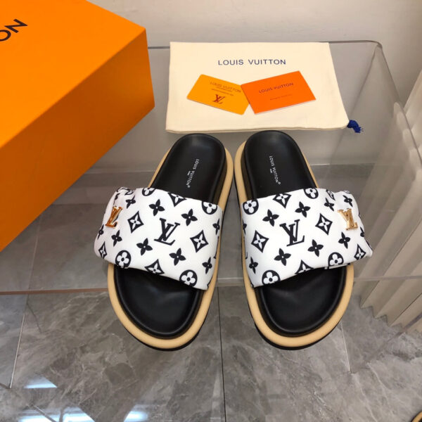LV Giovanni Sandals - Image 8