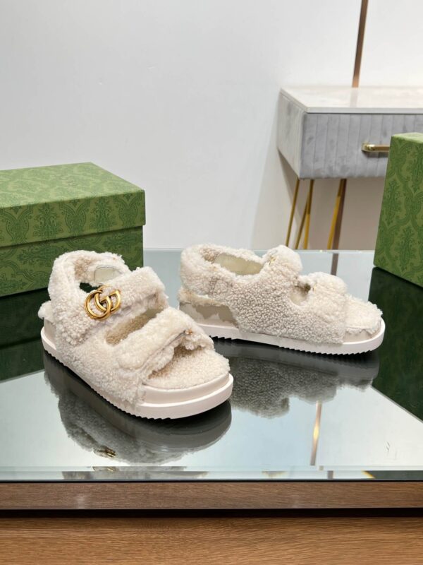 Gucci Merino Wool Sandals - Image 9
