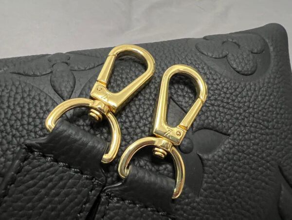 LOUIS VUITTON Madeleine BB Bicolore Empreinte - Image 9