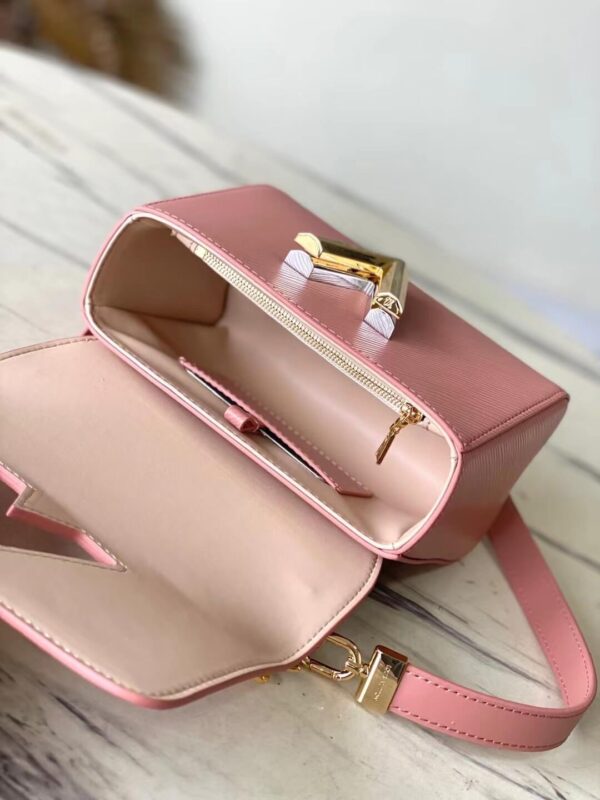 LOUIS VUITTON Twist MM Bag - Image 6
