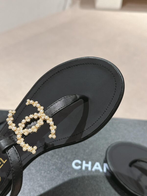 Chanel Jeweled CC Thong Sandal - Image 4