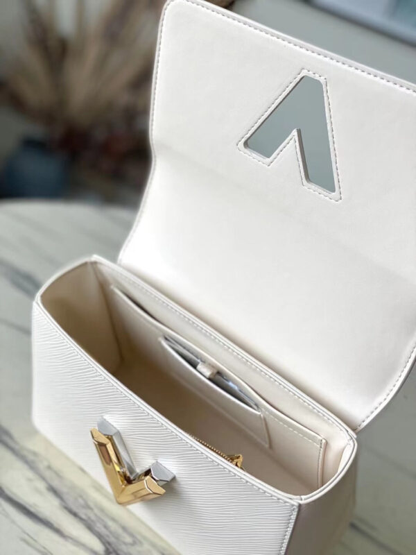 LOUIS VUITTON Twist MM Bag - Image 2