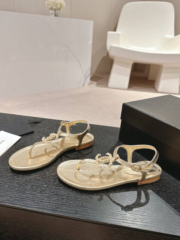 Chanel Jeweled CC Thong Sandal - Image 4