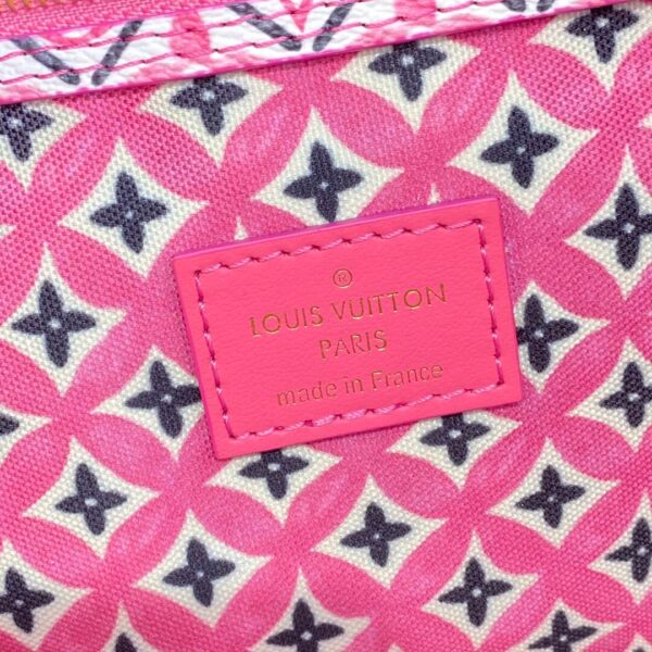 Louis Vuitton Neverfull Bag - Image 4