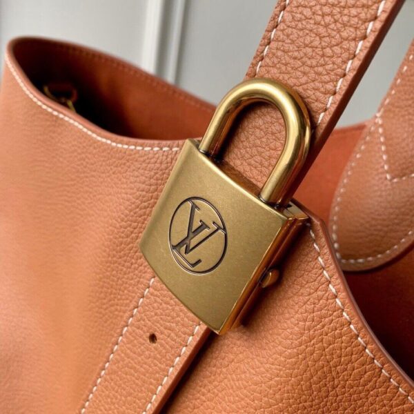 LV Low Key Hobo MM Bag - Image 4
