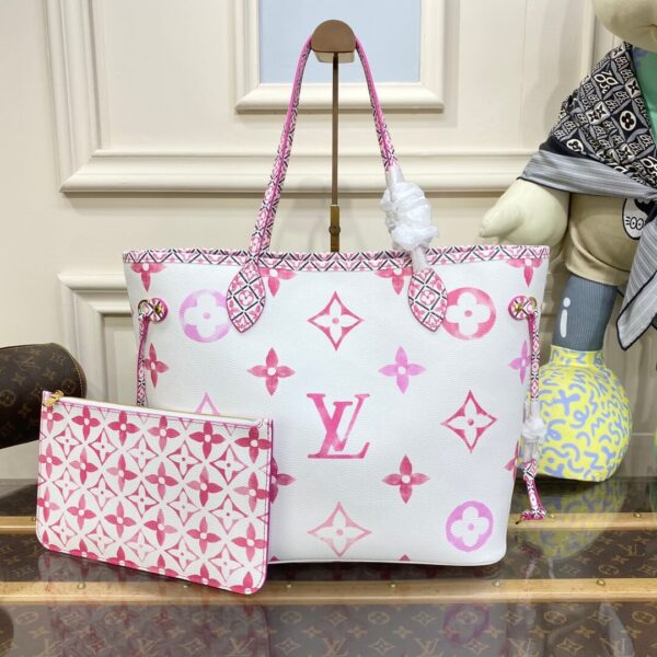 Louis Vuitton Neverfull Bag
