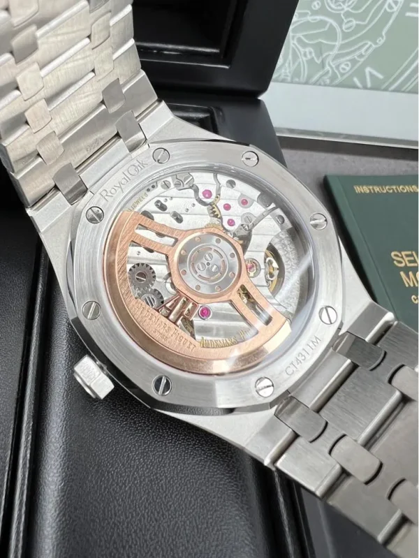 Audemars Piguet Royal Oak Green Dial Watch Brand - Image 5