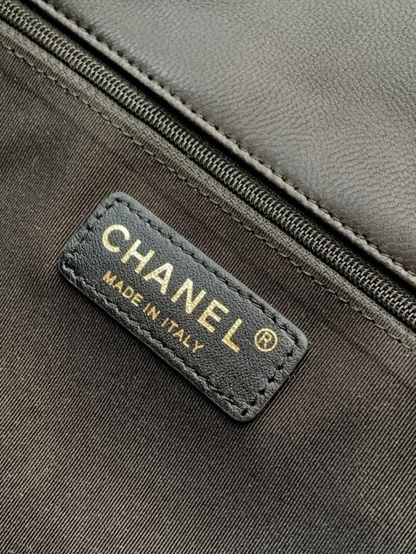 Beige Chanel Business Affinity Suede Flap Satchel - Image 2