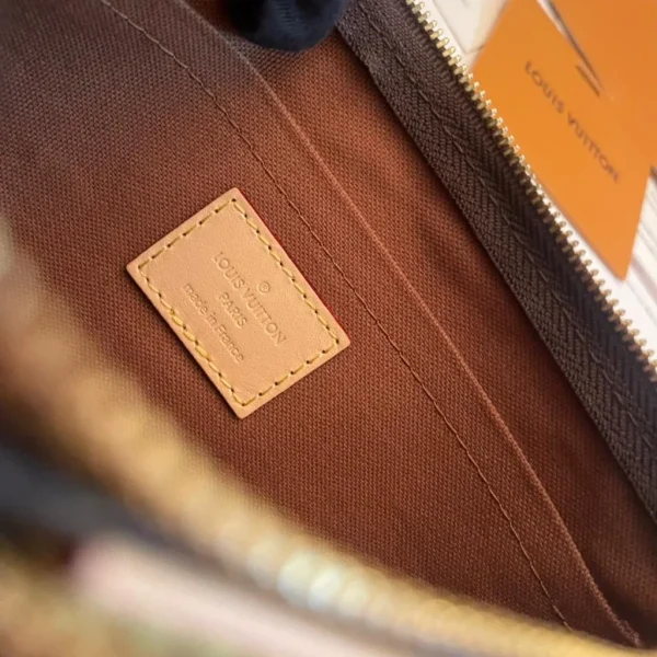 Buy Louis Vuitton Multi Pochette Shoulder Bag - Image 3