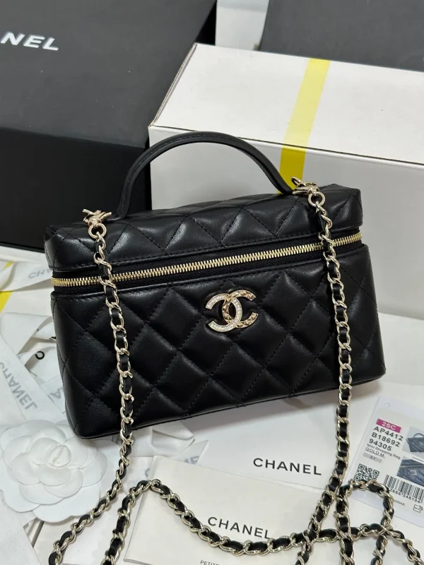 CHANEL Caviar Quilted Trendy Handle Slim Vanity Black