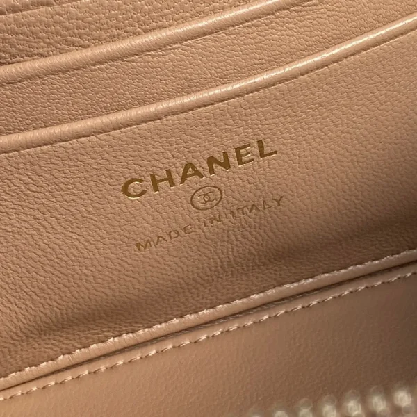 CHANEL Lambskin Quilted Metal Small Top Handle Vanity Case With Chain Beige - Image 2