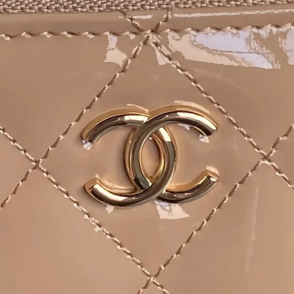 CHANEL Lambskin Quilted Metal Small Top Handle Vanity Case With Chain Beige - Image 3