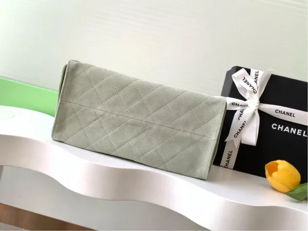 CHANEL Pre-Owned 2003 Timeless Shoulder Bag - Image 2