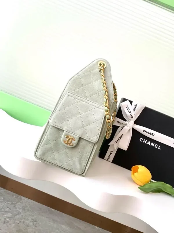 CHANEL Pre-Owned 2003 Timeless Shoulder Bag - Image 9