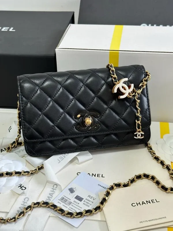 CHANEL Shiny Lambskin Shoulder Bag Crossbody Bag
