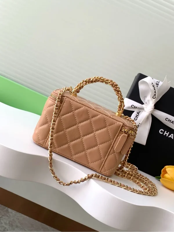 CHANEL Top Handle Vanity Case Shoulder Bag Lambskin Beige - Image 4