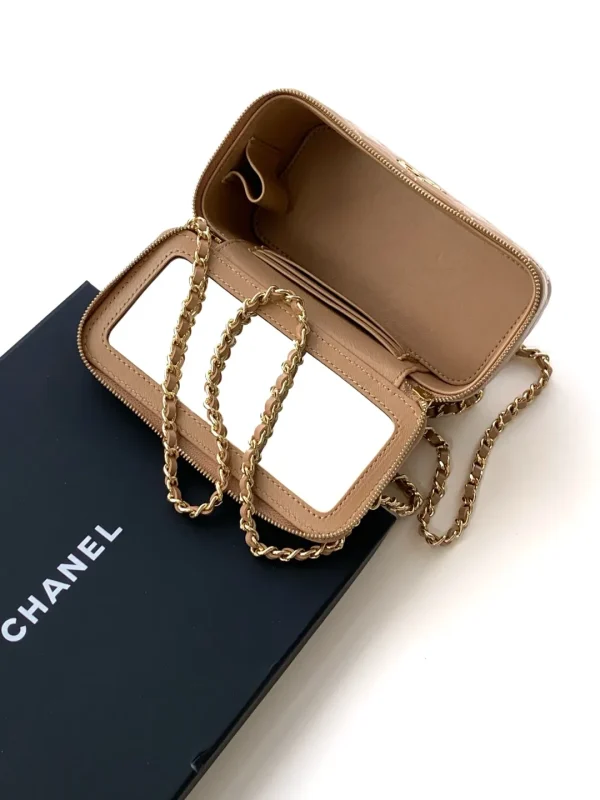 CHANEL Top Handle Vanity Case Shoulder Bag Lambskin Beige - Image 10
