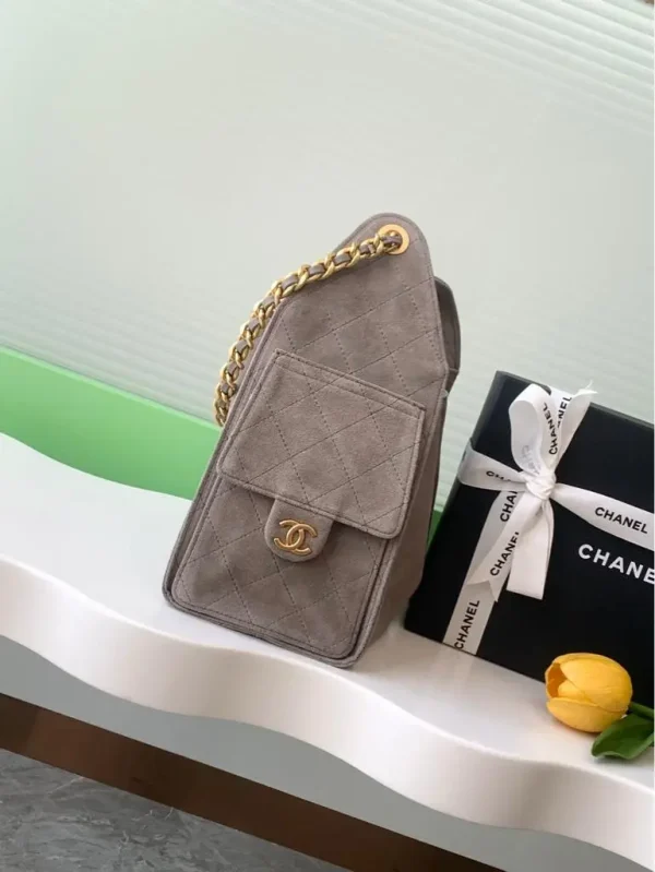 Chanel Affinity Bucket Bag - Image 6