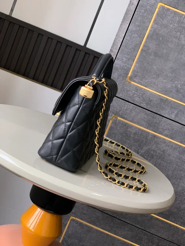 Chanel Black Lambskin GHW Top Handle Mini Rectangular - Image 4
