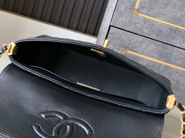 Chanel Black Lambskin GHW Top Handle Mini Rectangular - Image 10