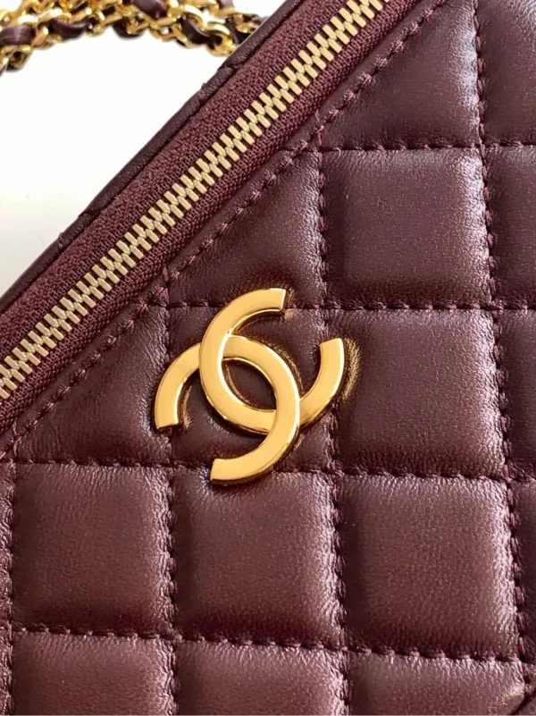 Chanel Burgundy Quilted Leather Pick Me Up Vanity Bag Chanel - Image 6