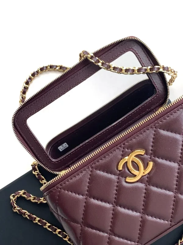 Chanel Burgundy Quilted Leather Pick Me Up Vanity Bag Chanel - Image 8
