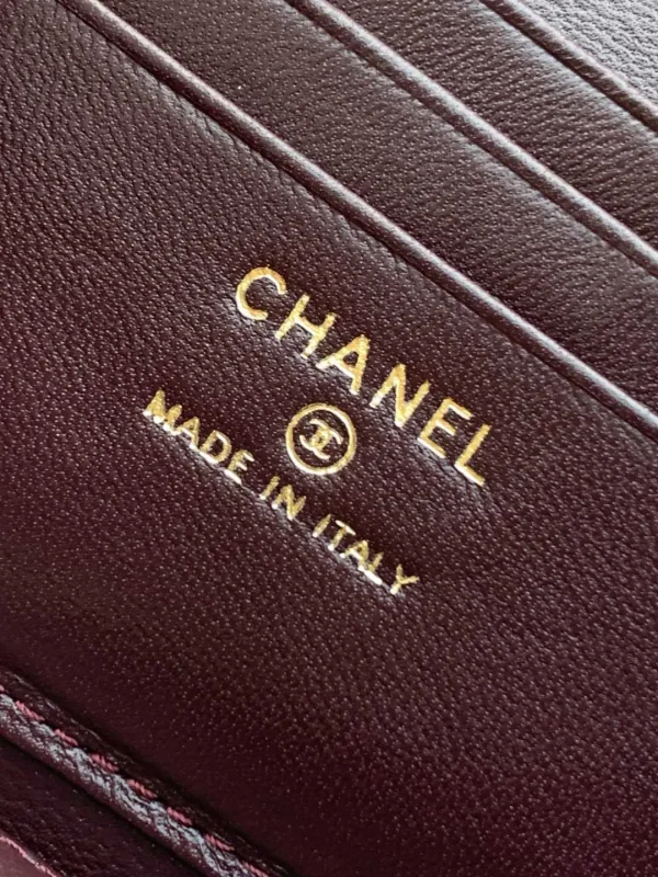 Chanel Burgundy Quilted Leather Pick Me Up Vanity Bag Chanel - Image 10