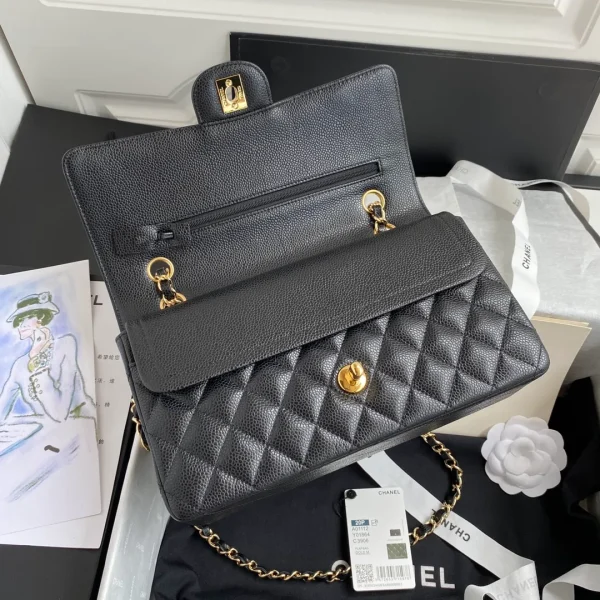 Chanel Classic Double Flap Medium - Image 6