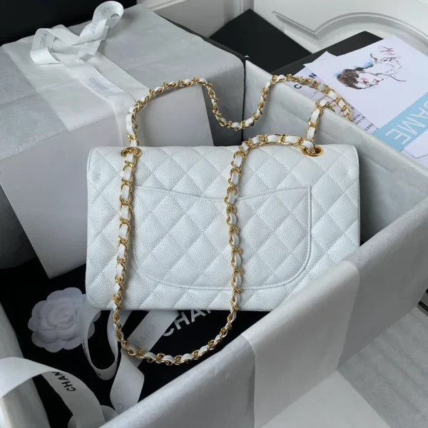 Chanel Classic Medium Flapbag Golden Hardware White - Image 4