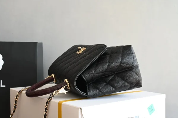 Chanel - Coco Top Handle - Black Caviar / Lizard Top Handle GHW - Image 5