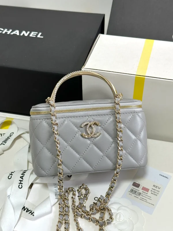 Chanel Grey Quilted Lambskin - Image 9