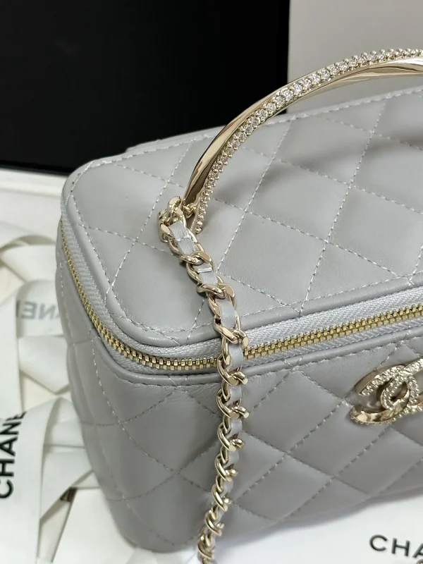 Chanel Grey Quilted Lambskin - Image 7