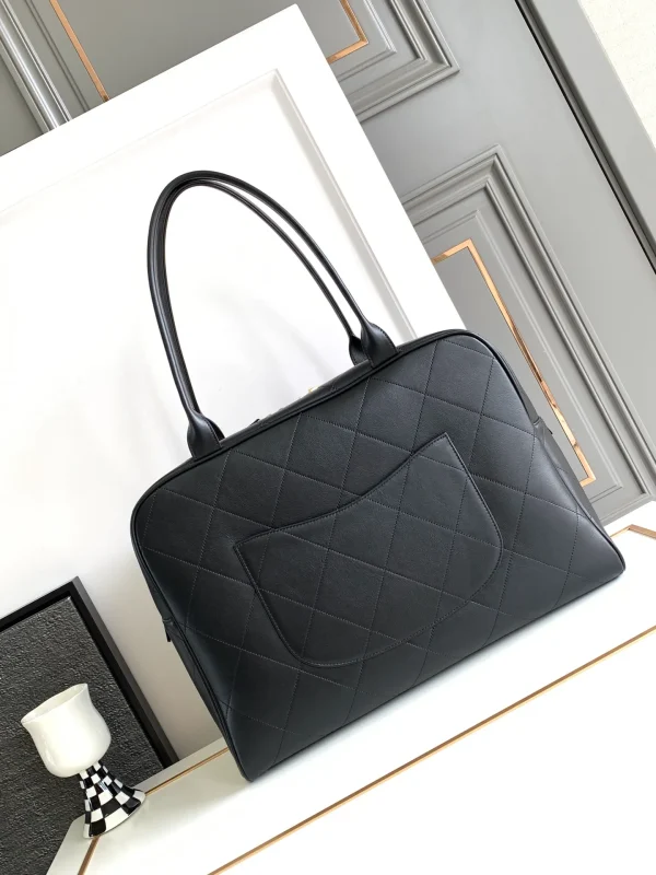 Chanel Maxi Bowling Bag: The Perfect Combination Of Luxury - Image 4