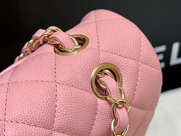 Chanel Vintage Sakura Pink Quilted Caviar Medium Classic - Image 4